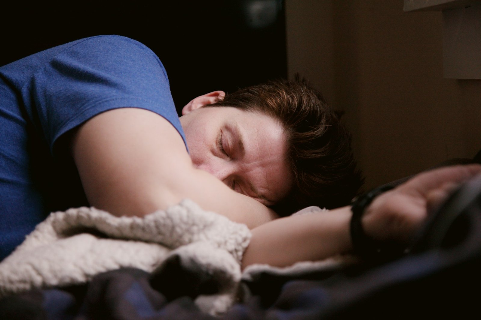 Magnesium Glycinate for Sleep: A Natural Fix for Restless Nights